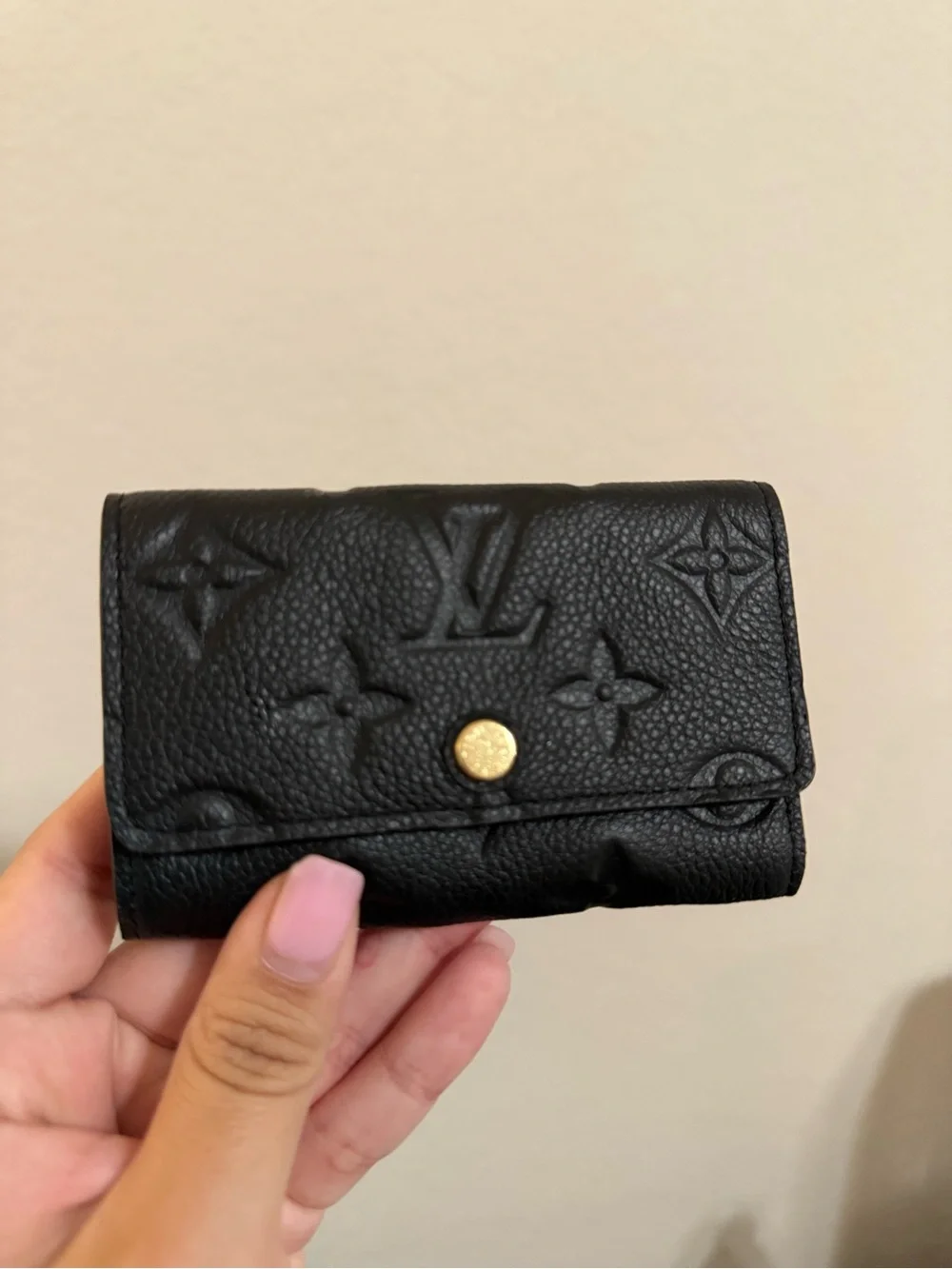 Louis VUITTON M64421 6 Key Holder pouch black monogram